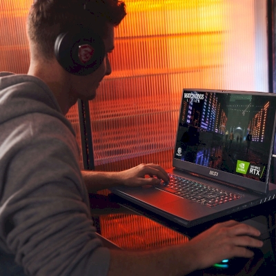 MSI Titan GT77 12UHS-056ID